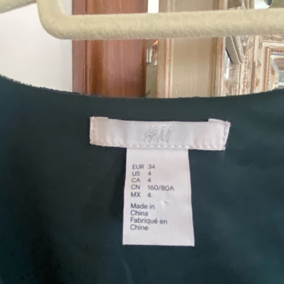 HM DRESS - Picture 2 of 2